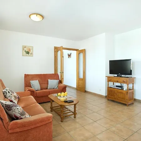 San Jaime Mediterraneo Sleeps 6 With Pool Son Bou