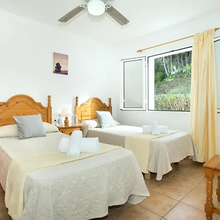 Villa San Jaime Mediterraneo Sleeps 6 With Pool Son Bou