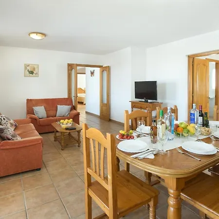 Villa San Jaime Mediterraneo Sleeps 6 With Pool *